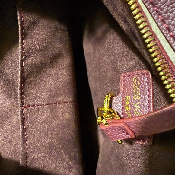 STUNNING and New Fashion Bag/Pouch-Beautiful Color of the Season with BAG! - Picture 6 of 6